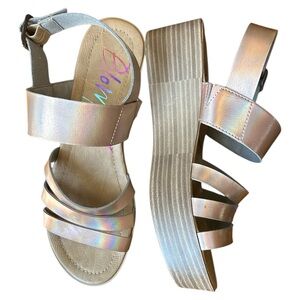 Blowfish Platform Flatform‎ Sandals Rose Gold Size 9 Metallic Y2K Chunky Strappy